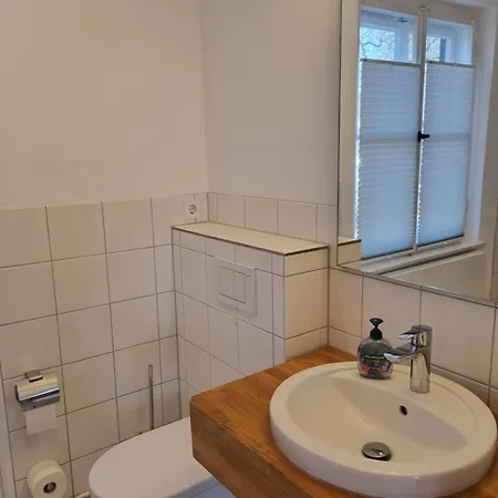 Bms Balance - Fuer Bis Zu 10 Personen, Natur, Entspannung, King Size Bett, Free Parking, Lage, Tv Stick Apartmán *
