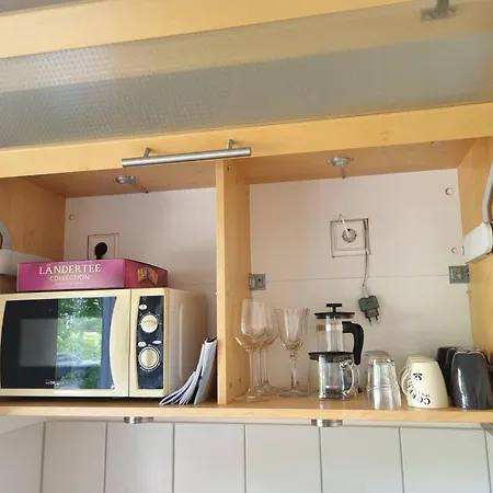 Bms Balance - Natur, Entspannung, King Size Bett, Free Parking, Lage, Netflix Apartment