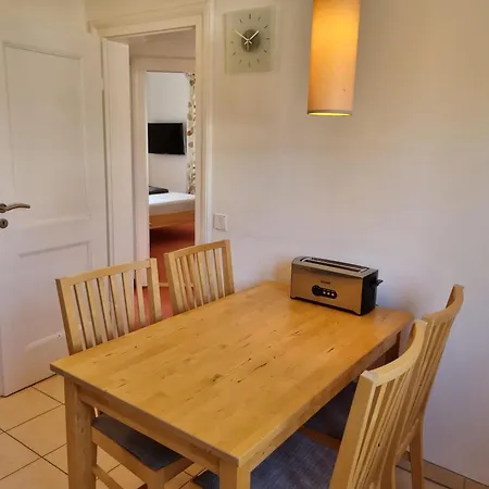 Bms Balance - Fuer Bis Zu 10 Personen, Natur, Entspannung, King Size Bett, Free Parking, Lage, Tv Stick Apartmán Wolfsburg
