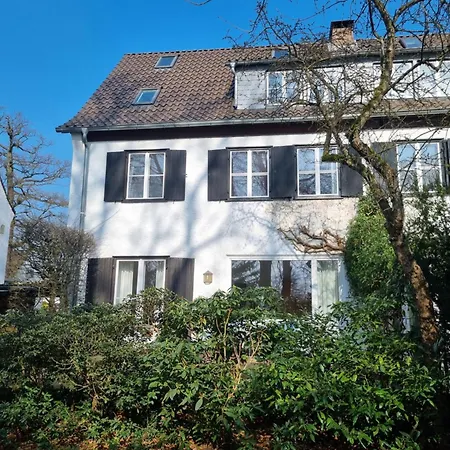 Bms Balance - Fuer Bis Zu 10 Personen, Natur, Entspannung, King Size Bett, Free Parking, Lage, Tv Stick * Wolfsburg