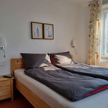 Bms Balance - Fuer Bis Zu 10 Personen, Natur, Entspannung, King Size Bett, Free Parking, Lage, Tv Stick * Wolfsburg